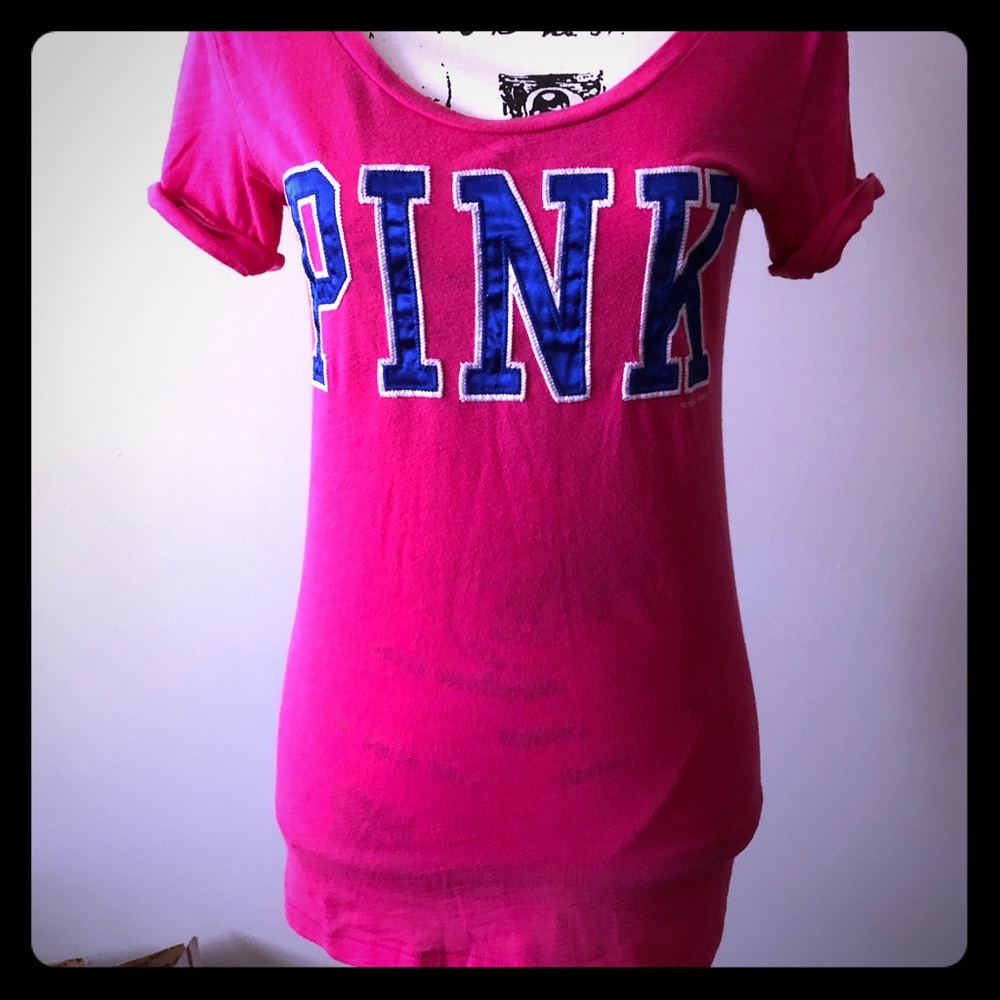 ⚡️⚡️SALE PINK Short Sleeved t-shirt size small⚡️⚡️